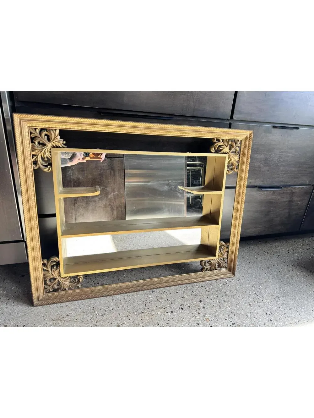 Vintage Mid-Century Turner Wall Accessory Shadow Box Mirror (34
